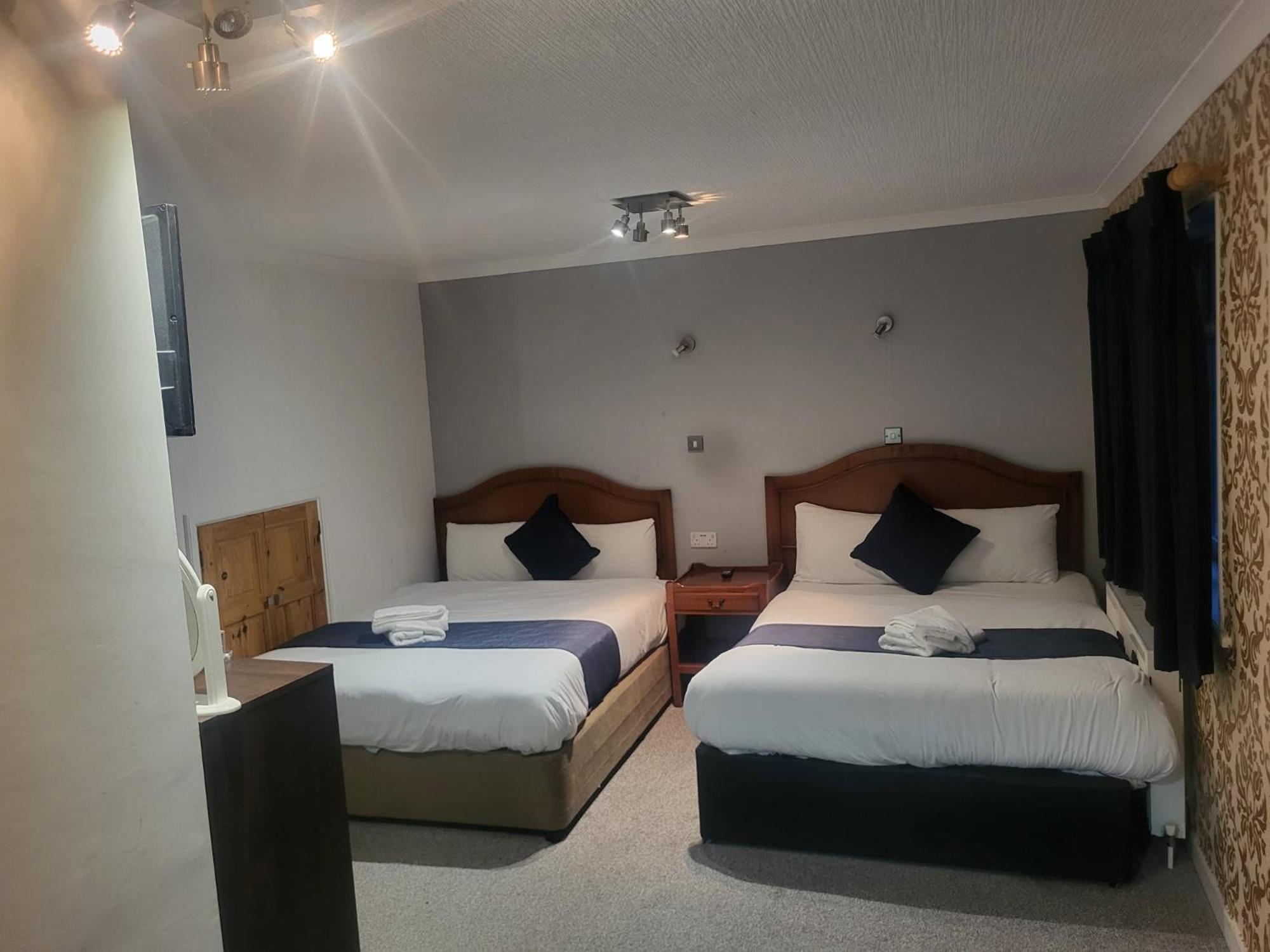 All Seasons Gatwick Guest House & Parking Horley Zewnętrze zdjęcie